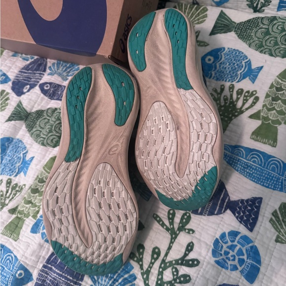 Asics Navy and Teal Athletic Shoes - Picture 5 of 10